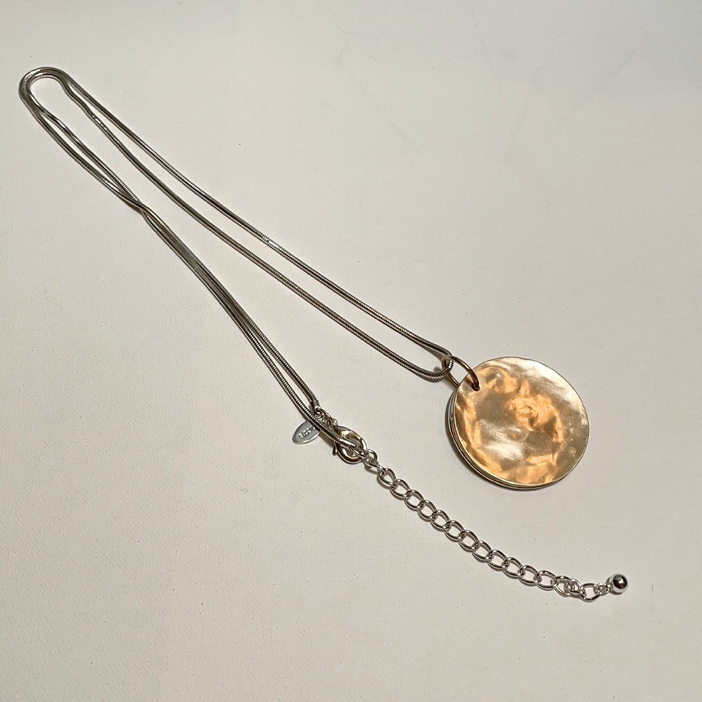 Chico’s reversible gold/silver pendant necklace